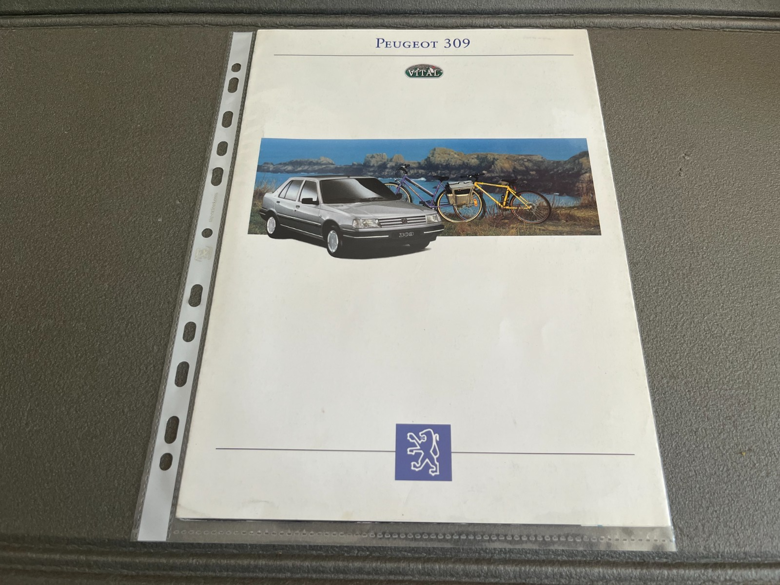 Ancien Dépliant Brochure Documentation Automobile Peugeot 309