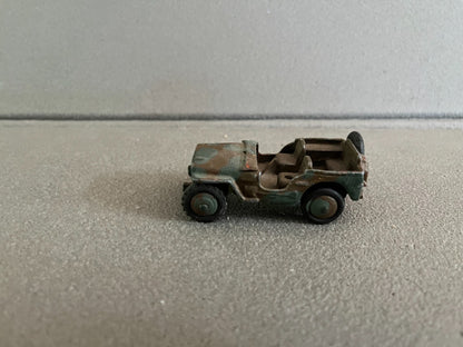 Ancienne Miniature Militaire Voiture Jeep Dinky Toys Meccano France Epave