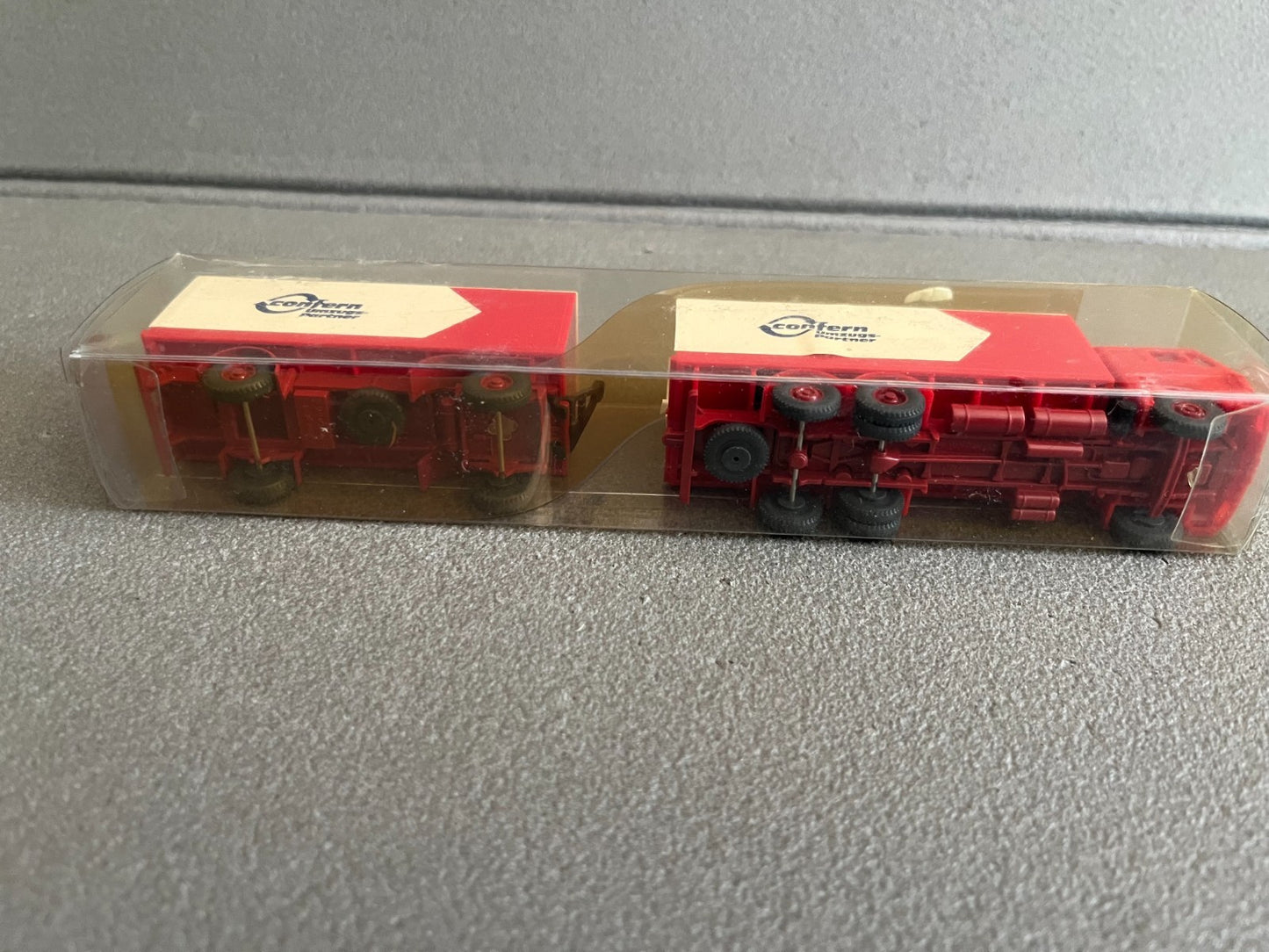 Voiture Miniature Camion Semi Remorque Mercedes Confern Wiking HO 1/87