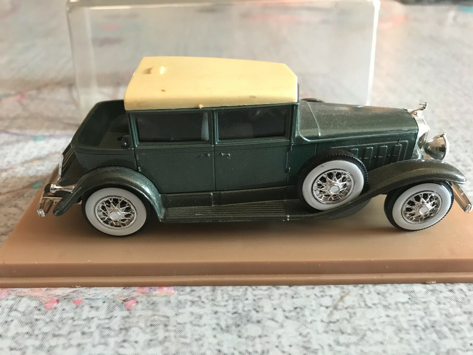 Voiture Miniature Cadillac 452 A 1931 Solido au 1/43