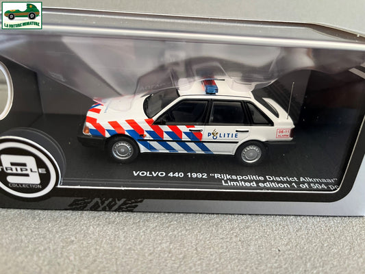 Voiture Miniature Volvo 440 1992 Police Triple 9 au 1/43