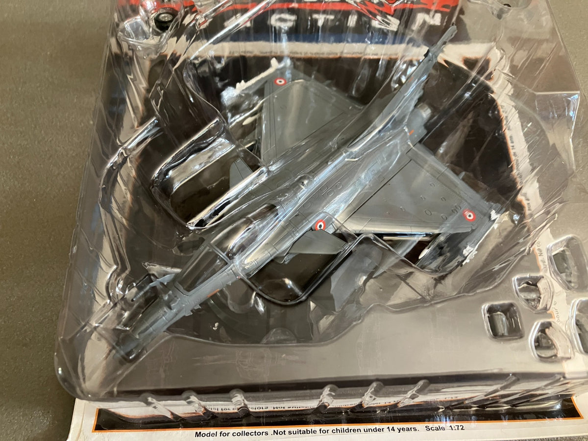 Avion miniature Militaire Combat à Réaction Rafale C France Altaya 1/72