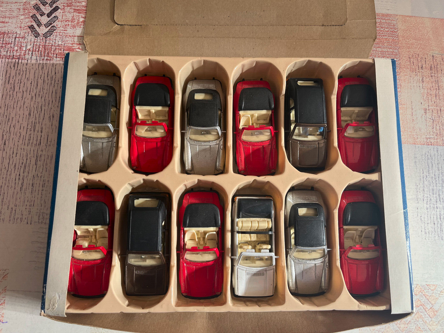 Ancien Jouet Voiture Lot 12 Voiture Les Rally Prestigieuses MGM REF 2748 Bazar