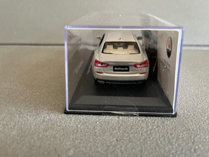 Voiture Miniature Maserati Quattroporte GTS au 1/43