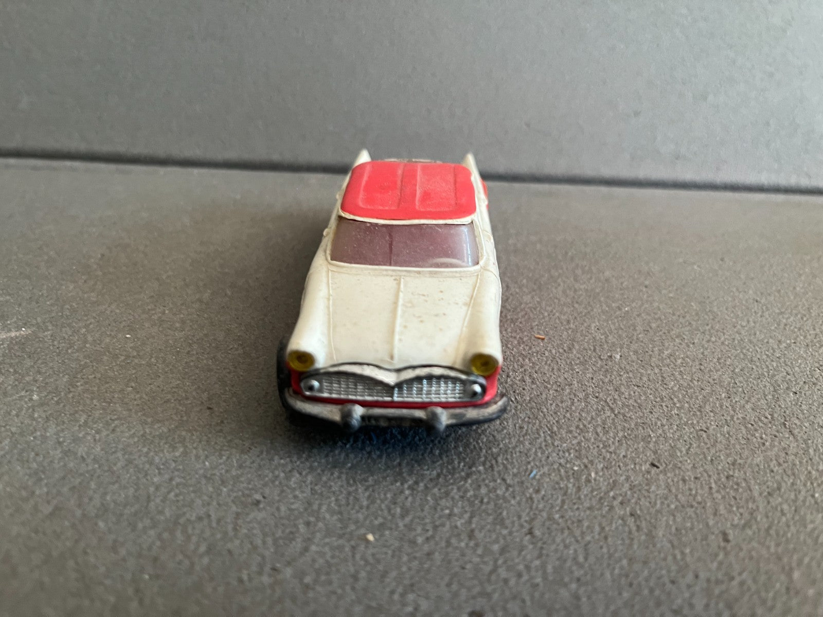Ancienne Voiture Miniature Simca Chambord Norev Plastique France Epave