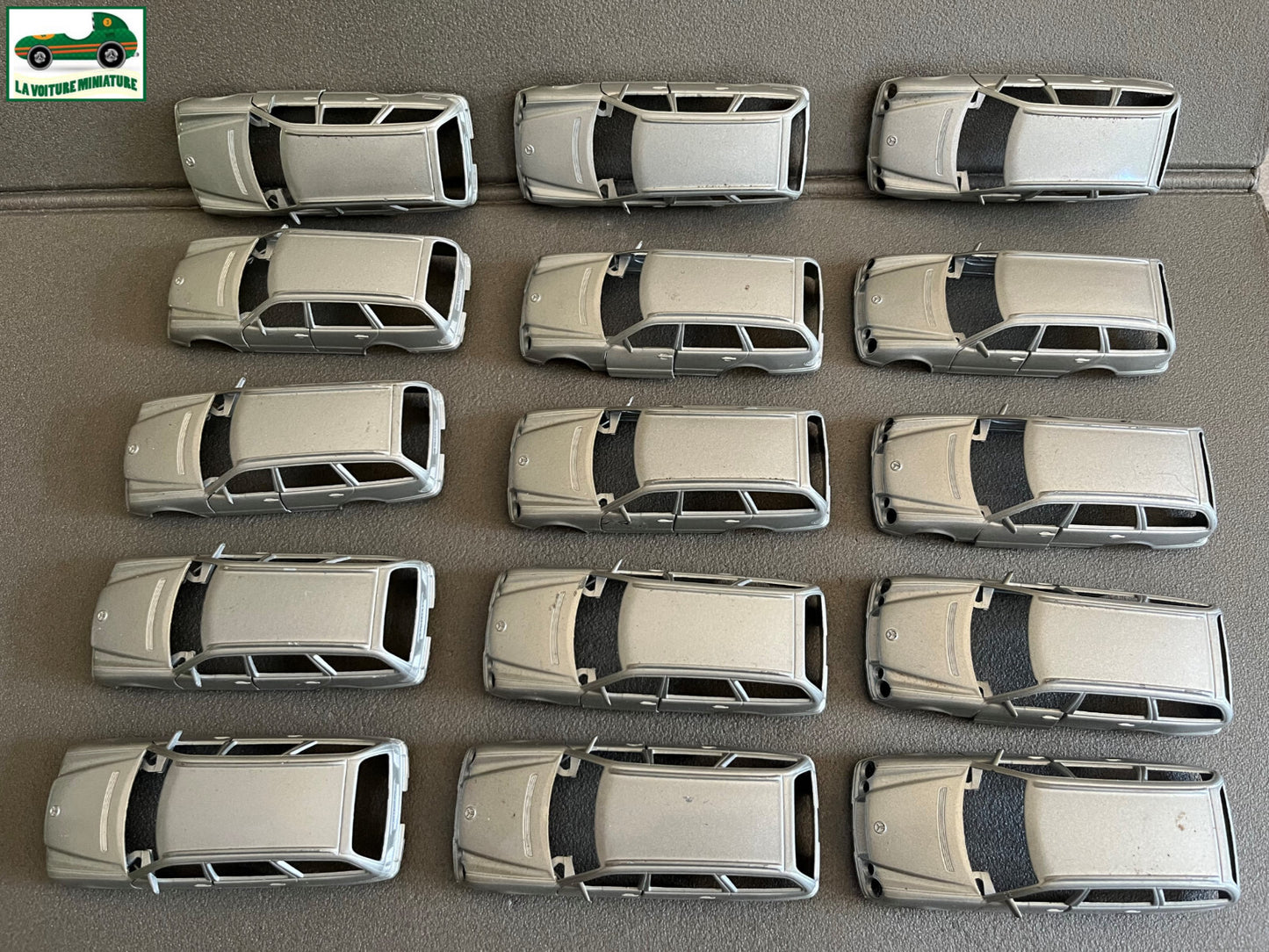 Voiture Miniature Lot 15 Carrosserie Majorette Mercedes Break Classe E 1/37