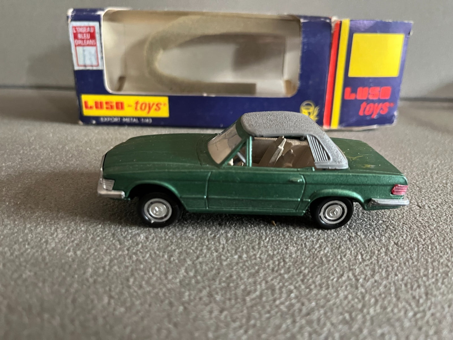 Voiture Miniature Mercedes Benz 450 SLC Luso Toys au 1/43