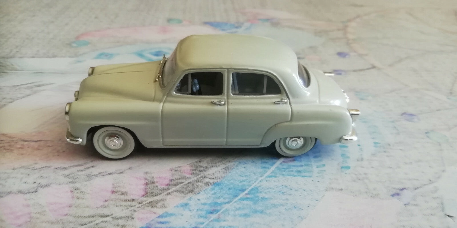 Voiture miniature Simca Aronde Nostalgie au 1/43