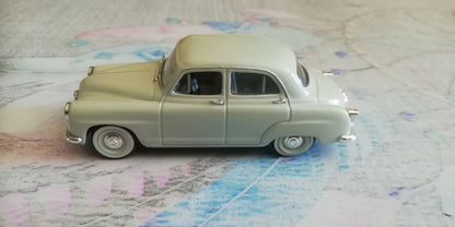 Voiture miniature Simca Aronde Nostalgie au 1/43