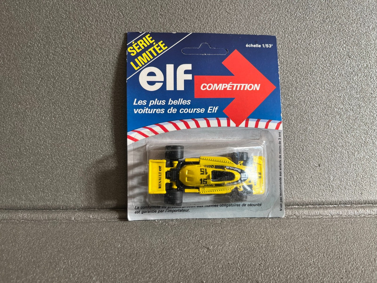 Voiture miniature F1 Renault RS 01/02 1977 Elf Competition 1/53 Type Majorette