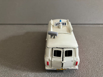 Ancienne Miniature Camion Ford Transit Van Police Dinky Toys Meccano England