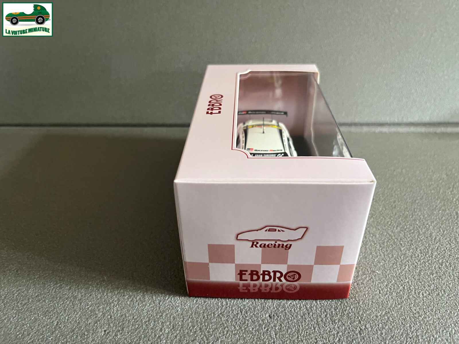 Voiture Miniature Lexus RC Nurburgring 24 hour Race 2015 Ebbro au 1/43