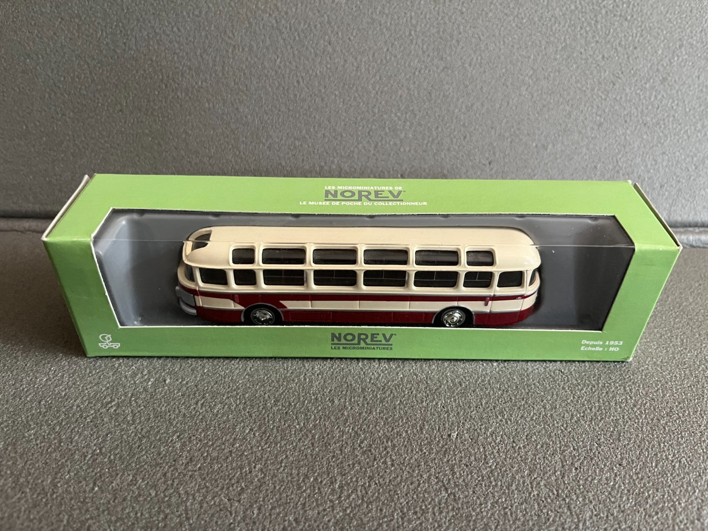 Voiture Miniature Autobus Saviem SC1 Norev HO 1/86 1/87