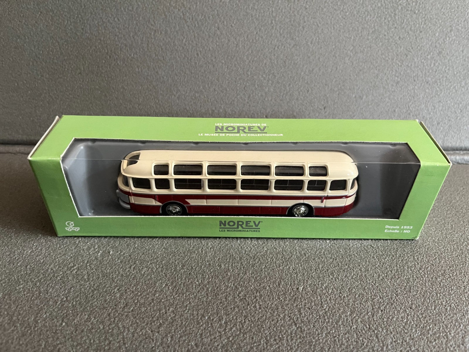 Voiture Miniature Autobus Saviem SC1 Norev HO 1/86 1/87