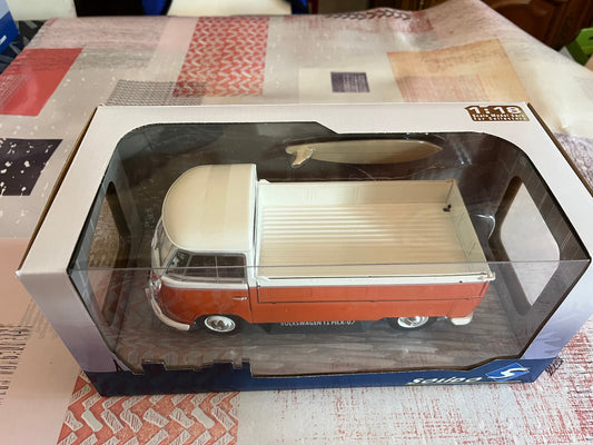 Voiture miniature Volkswagen T1 Pick Up Combi Solido au 1/18