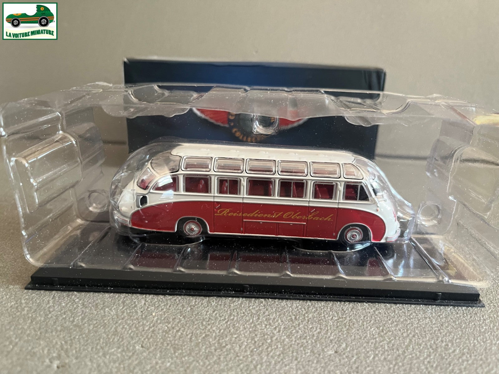 Voiture miniature Kassbohrer Setra S8 Autobus Bus Autocar Atlas 1/72