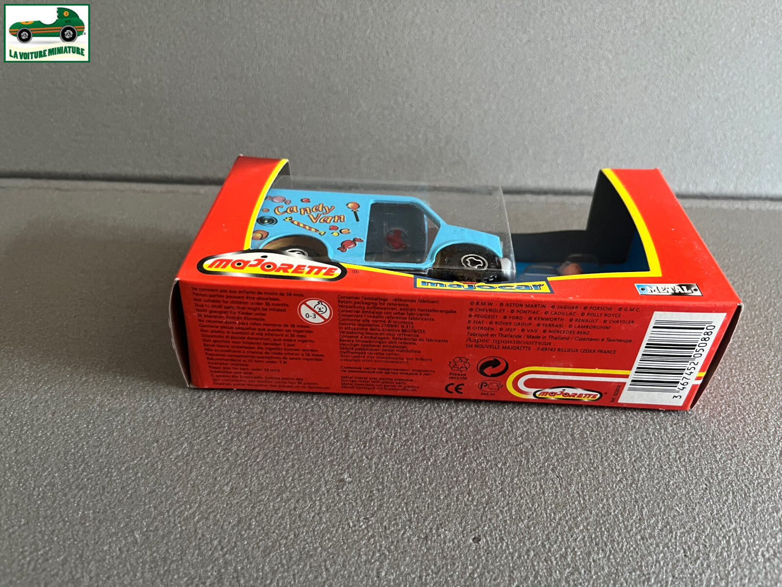 Voiture miniature Majocar 7300 Camion Candy Van Majorette