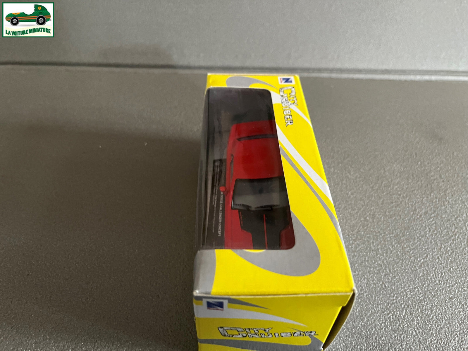 Voiture miniature 2006 Dodge Challenger Concept NewRay City Cruiser au 1/48