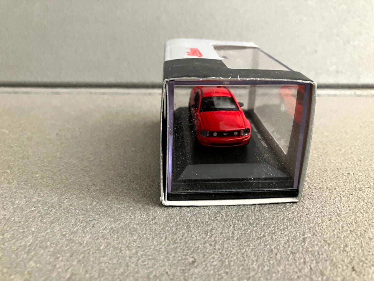 Voiture Miniature 2005 Ford Mustang GT Schuco 1/87 HO