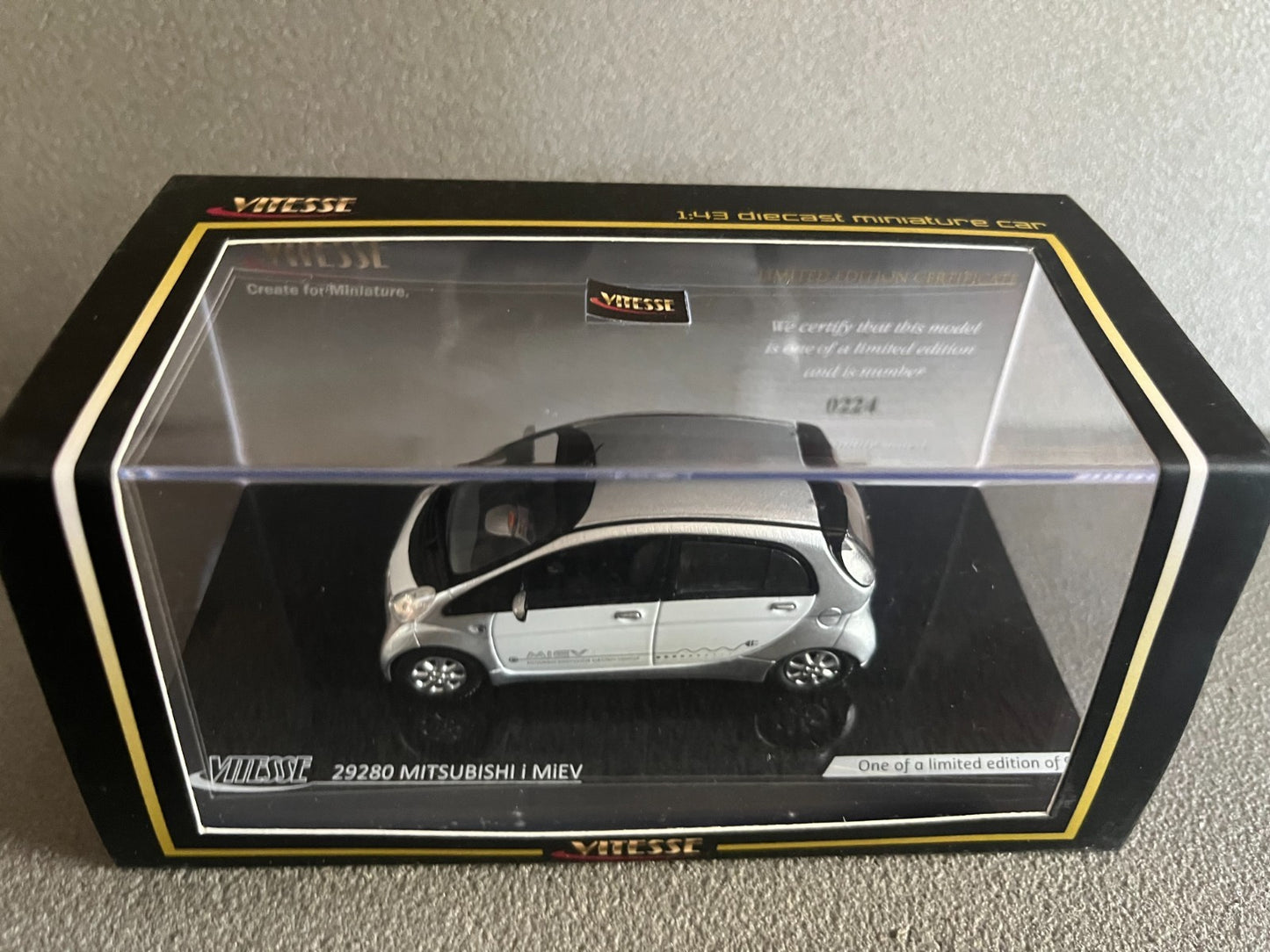Voiture Miniature Mitsubishi I Miev Vitesse au 1/43
