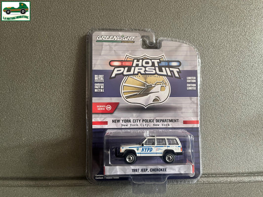 Voiture Miniature 1997 Jeep Cherokee Police NYPD Greenlight au 1/64