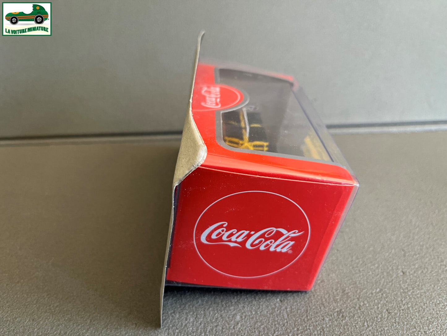 Voiture miniature Camion Livraison Coca Cola Bedford J6 1964 au 1/72