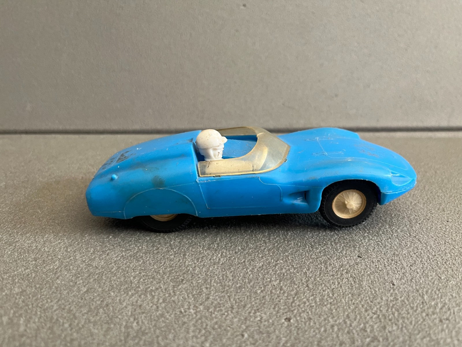 Ancienne Miniature Voiture Circuit Panhard Circuit 24 France Epave 1/32