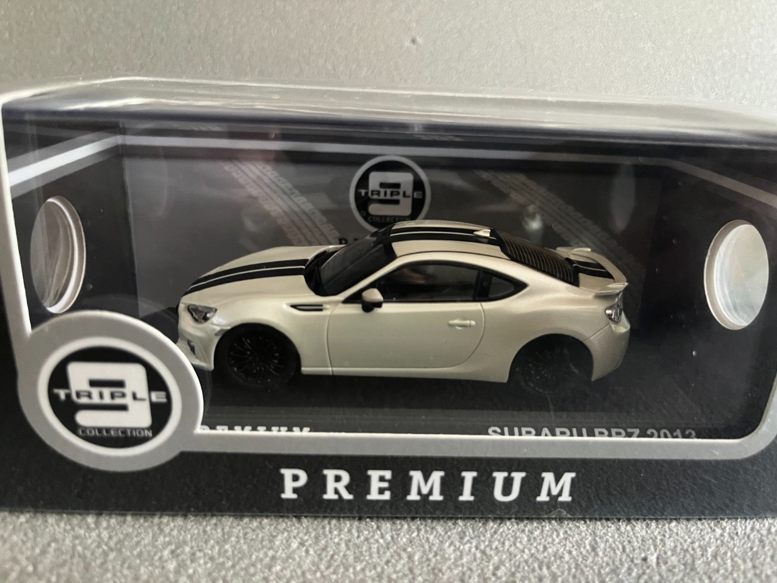 Voiture Miniature Subaru BRZ 2013 Triple 9 au 1/43