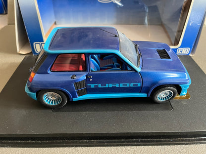 Voiture miniature Renault 5 Turbo Metallic Blue Universal Hobbies 4521 au 1/18