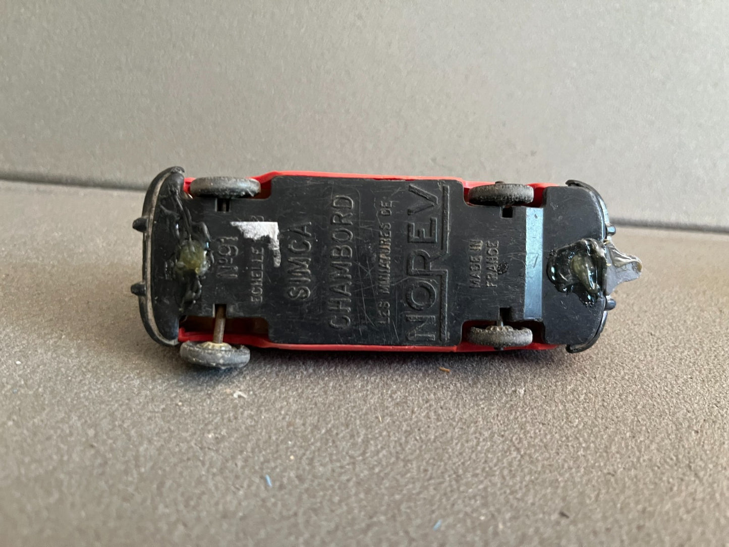 Ancienne Voiture Miniature Simca Chambord Norev Plastique France Epave