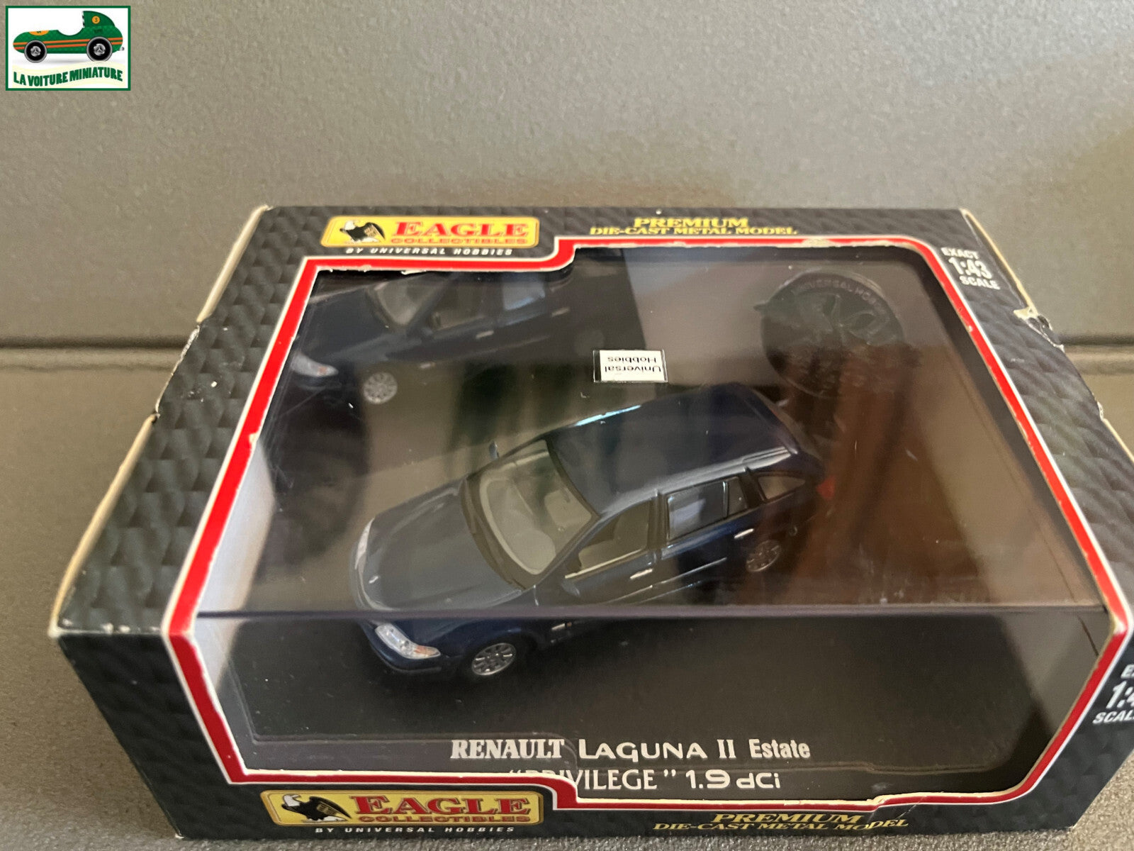 Voiture Miniature Renault Laguna II Estate Privilege UH Universal Hobbies 1/43