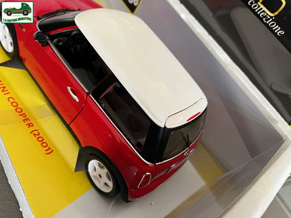Voiture miniature Mini Cooper 2001 Burago au 1/18