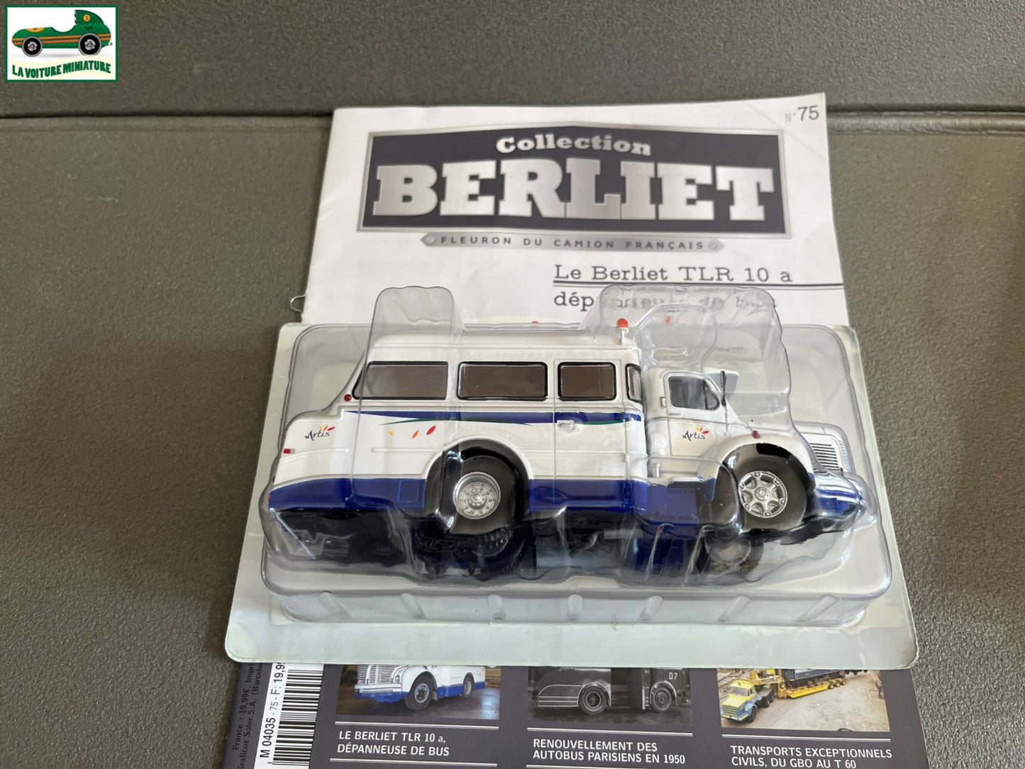 Voiture miniature Camion Berliet TLR 10 Dépanneuse Artis Bus Hachette 1/43