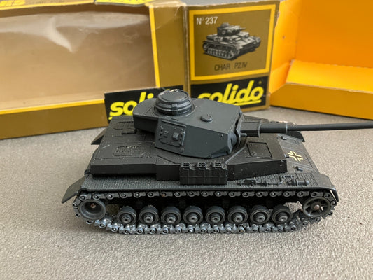 Ancienne Miniature Militaire Blindé Tank Char PZ IV 237 Solido France 1/50