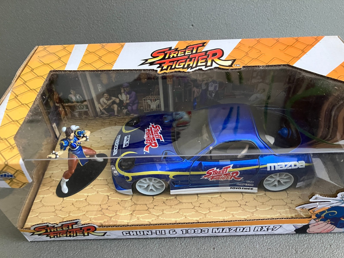 Voiture miniature 1993 Mazda RX-7 Chun Li Street Fighter Jada au 1/24