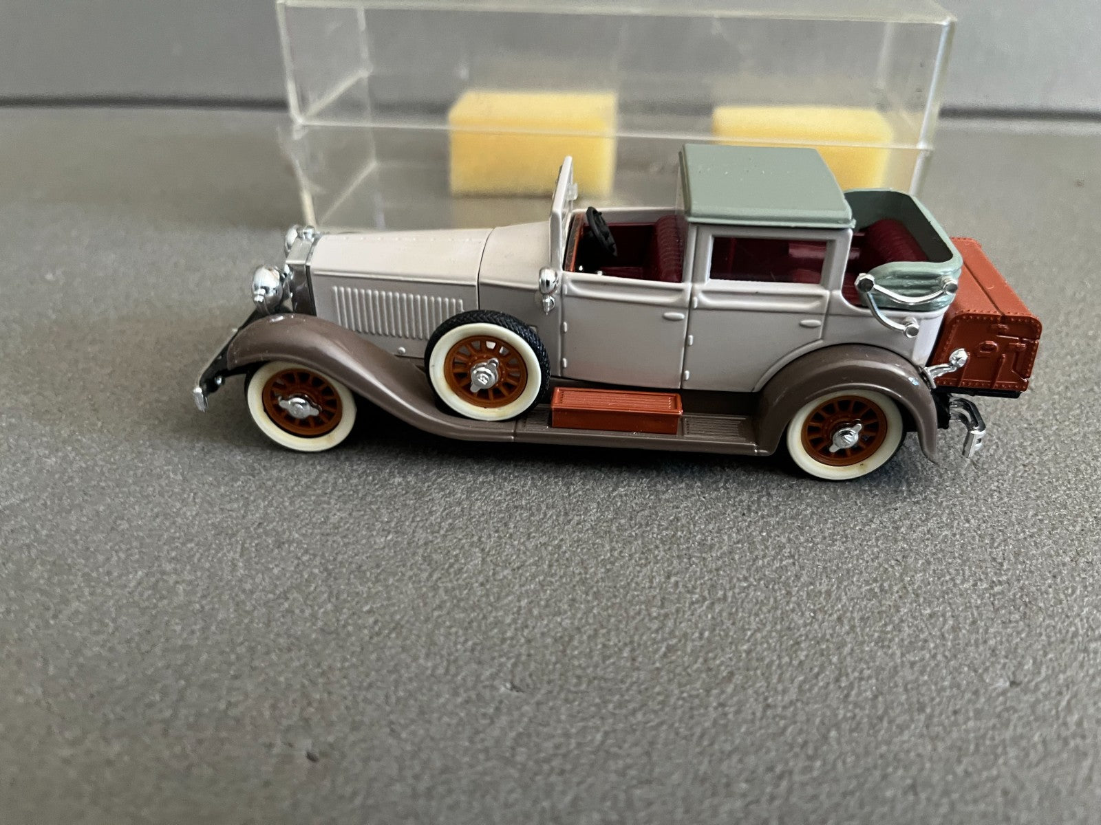 Voiture Miniature Isotta Fraschini Tipo 8A RIO 1929 au 1/43