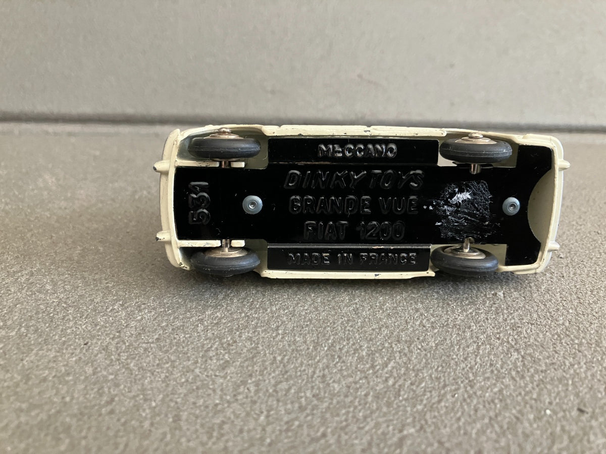 Ancienne Voiture Miniature Fiat 1200 Grande Vue France Meccano Dinky Toys 1/43