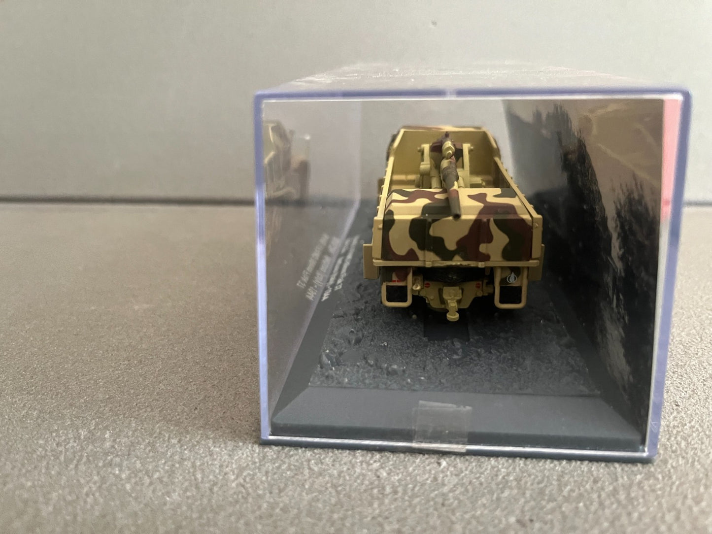 Miniature Militaire Char Tank Blindé Sd.Kfz. 9 Famo 88mm Flak 37 Altaya 1/72