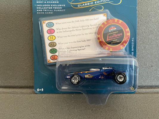 Voiture miniature Johnny Lightning Trivial Pursuit Pop Culture 1/64