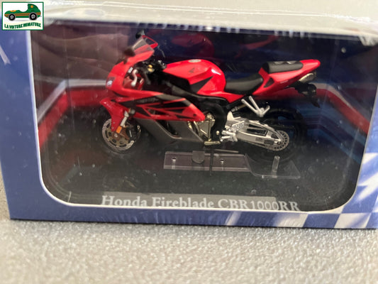 Moto miniature Honda Fireblade CBR 1000 RR Editions Atlas Collection au 1/24