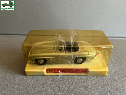 Voiture miniature Mercedes Benz 300 SL Guisval au 1/30