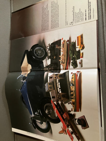 Livre Voiture Automobile Miniature Jouet Metal Toys Pictorial Guide Salamander