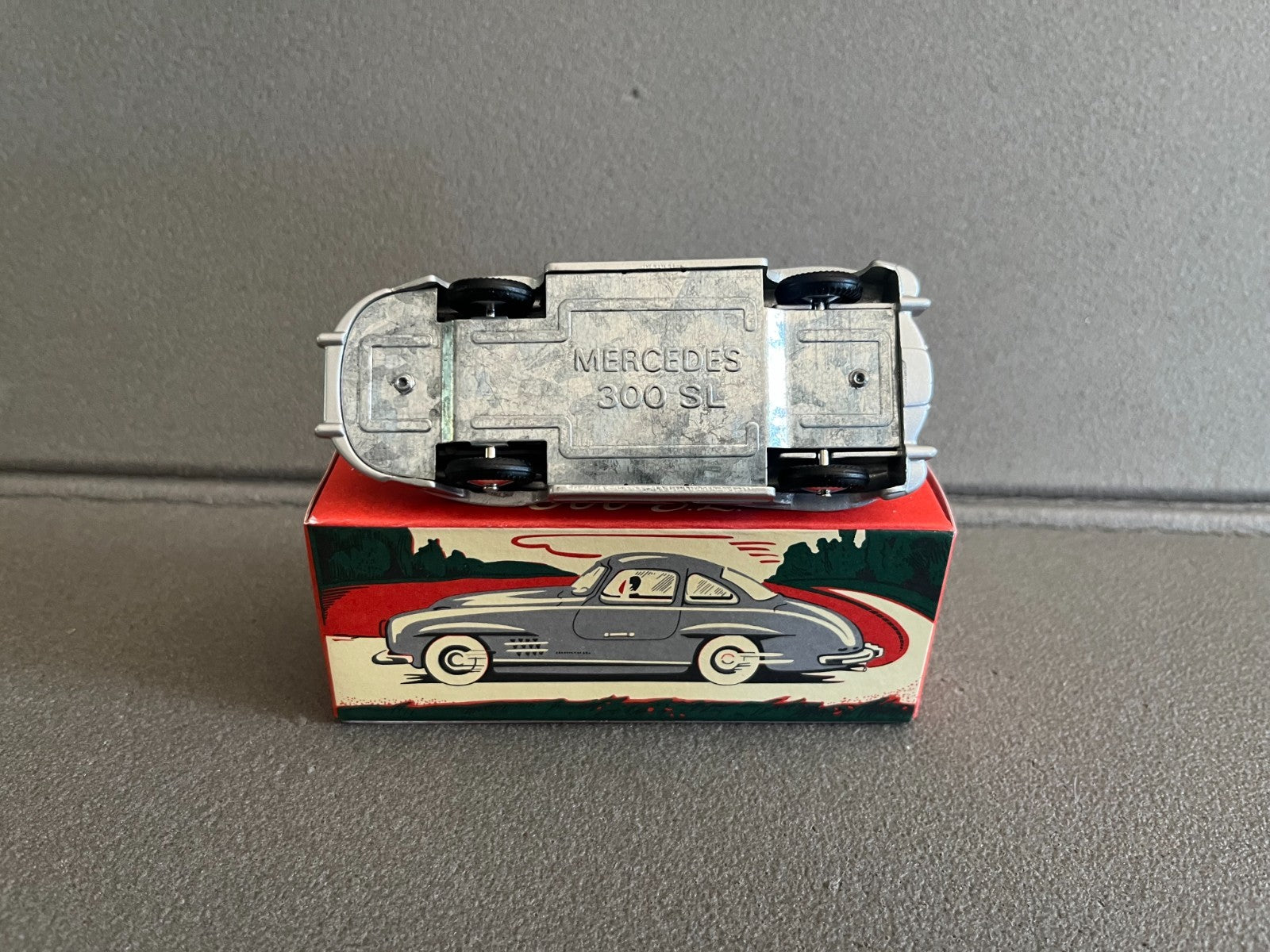 Voiture Miniature Quiralu Mercedes Benz 300 SL au 1/43