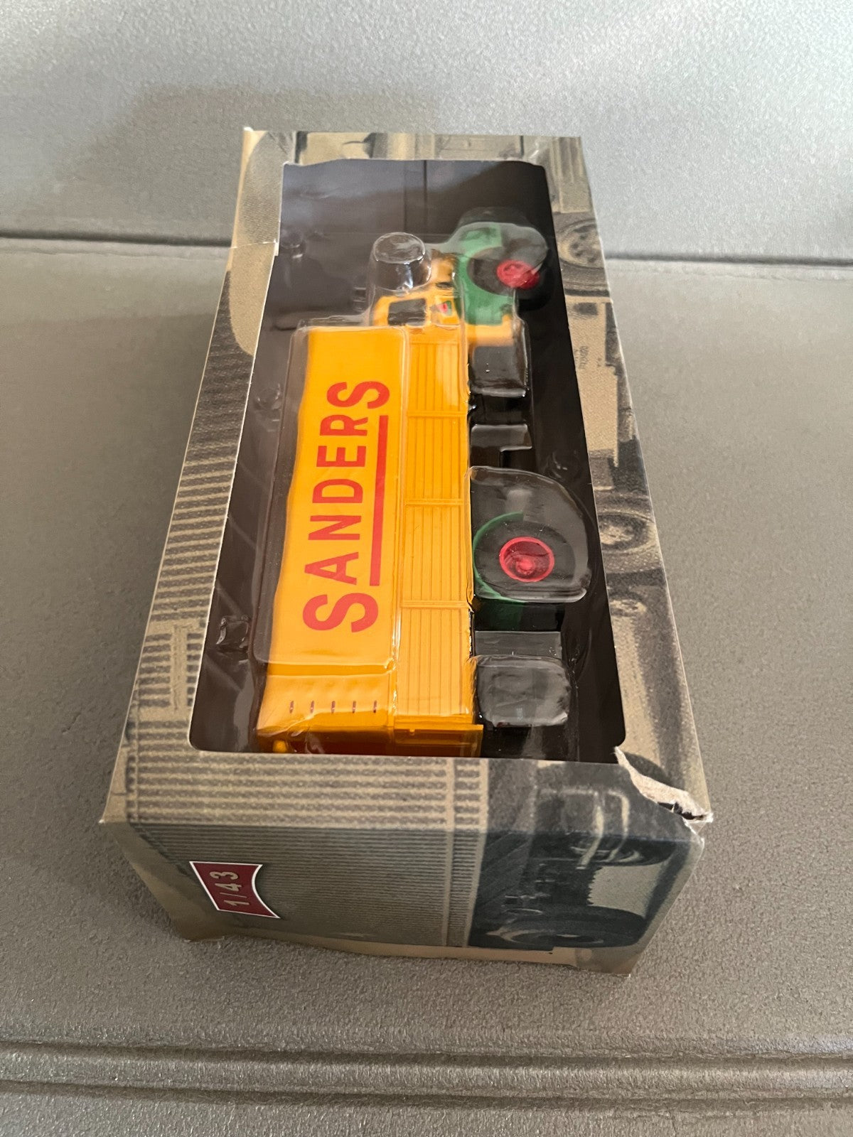 Voiture Miniature Camion D'autrefois Unic Zu Sanders Ixo Altaya 1/43