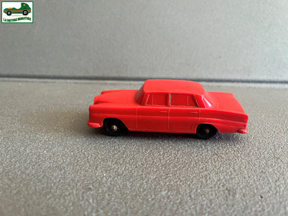 Ancienne Voiture Miniature Gomme Mercedes Benz Galanite Sweden 1/43 style Tomte