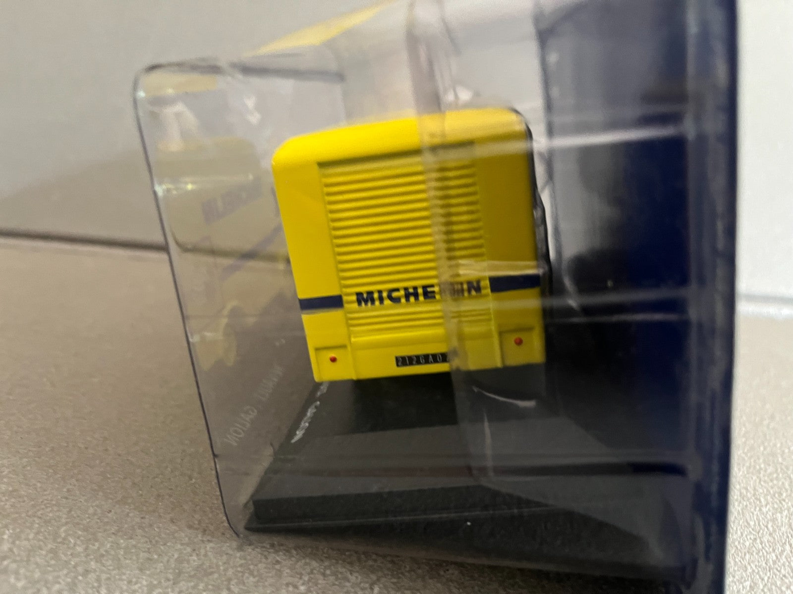 Voiture Miniature Camion Renault Galion Michelin au 1/43