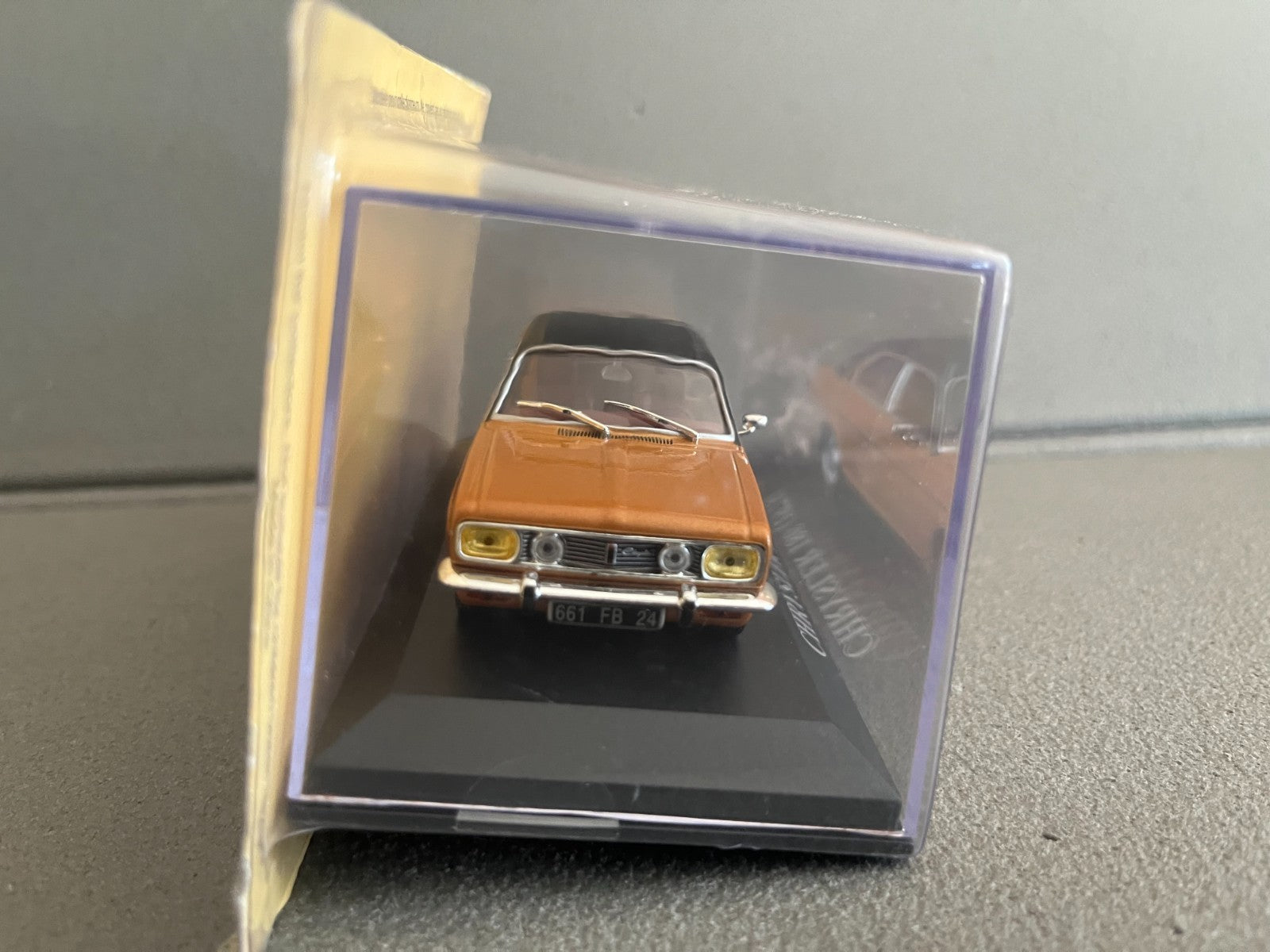 Voiture Miniature Chrysler 180 1973 Altaya au 1/43