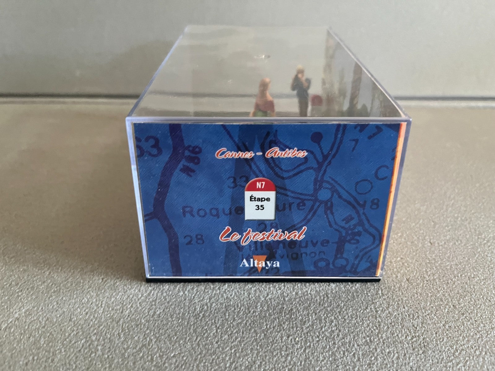 Voiture Miniature Mercedes 280 SL Etape 35 La Route Bleue RN7 1/43