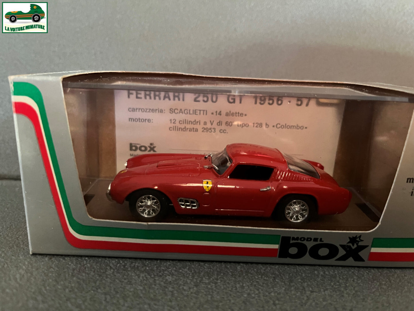Voiture Miniature Ferrari 250 GT 1956 Box au 1/43