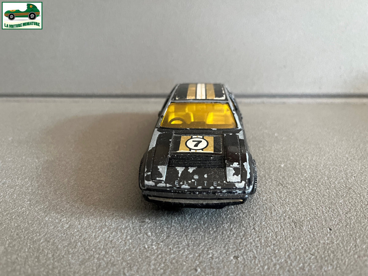 Ancienne Voiture Miniature Lotus Elite Corgi 1/36 Epave